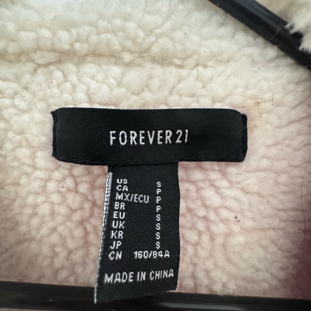 Forever 21 Jacket - Picture 4 of 5